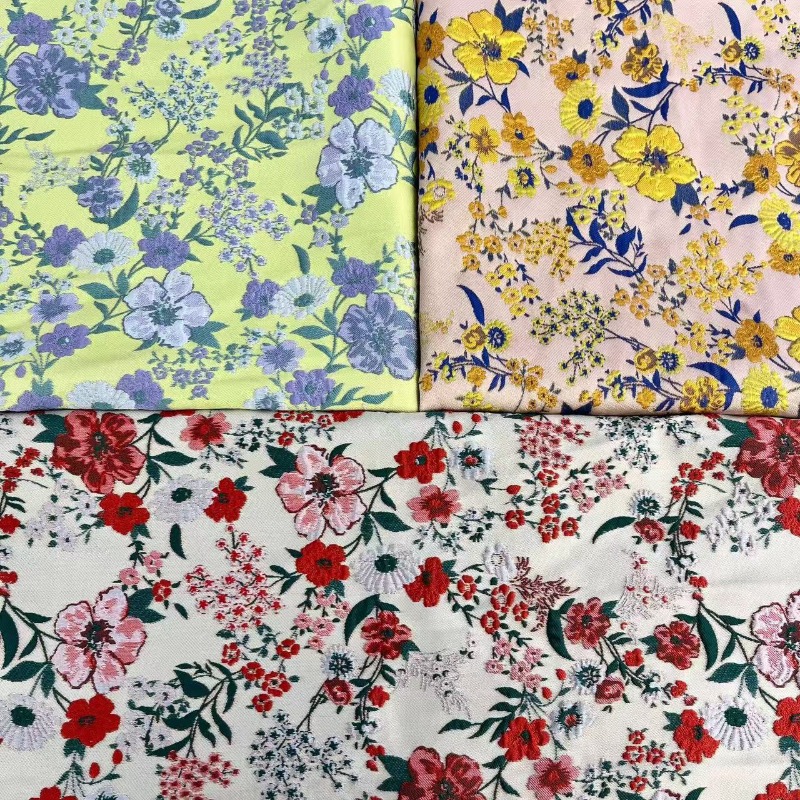 ผ้าแจ็คการ์ดลายดอกไม้เล็กสีแดง - Vintage Sewing Textile บทวิจารณ์และราคา
