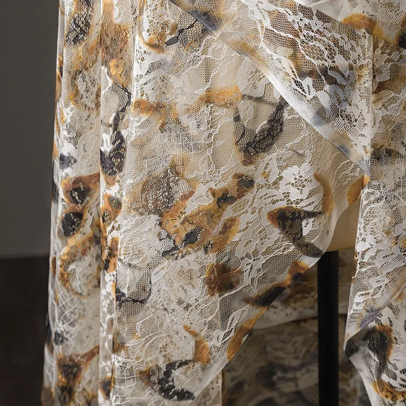 ผ้าฝ้ายพิมพ์ลายลูกไม้สไตล์ฝรั่ - Sewing Batik Fabric บทวิจารณ์และราคา